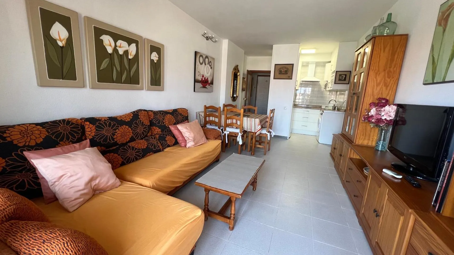 Apartamentos El Dorado 미아미플라자 아파트